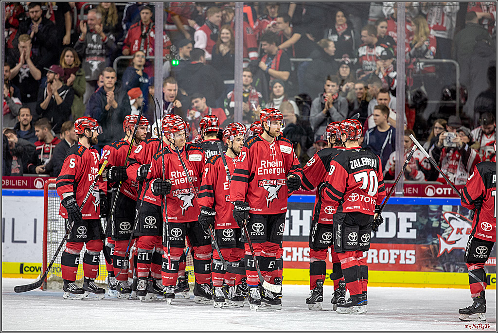 DEL; Koelner Haie - Schwenninger Wild Wings, 06.12.2018